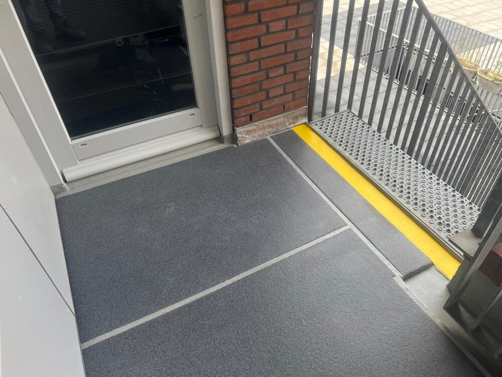 Opgeleverde galerijvloer in Amsterdam